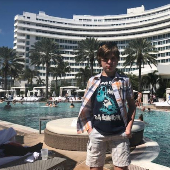 Meet your Posher, DAX - Picture 2 of 8